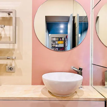 Apartman Homeby, Casa Canonica Charming In Arco Della Pace Milánó