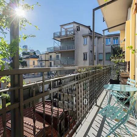 Apartman Homeby, Casa Canonica Charming In Arco Della Pace Milánó