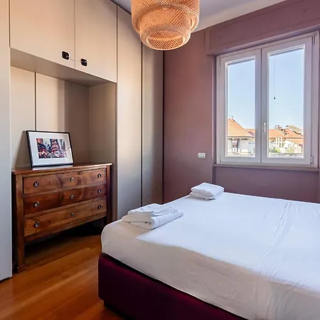 Homeby, Casa Canonica Charming In Arco Della Pace Apartman